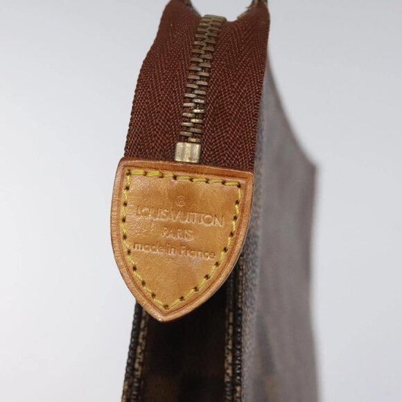 LOUIS VUITTON Damier Ebene Poche Toilette 26 Pouch - Picture 12 of 16